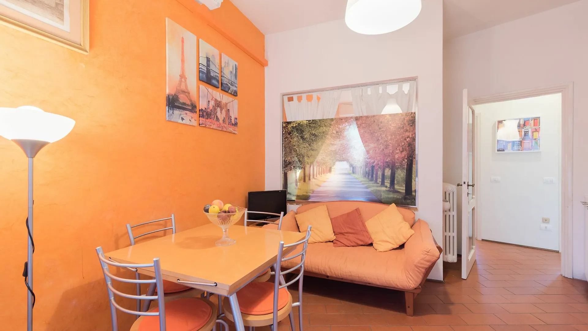 Roommo Savonarola location