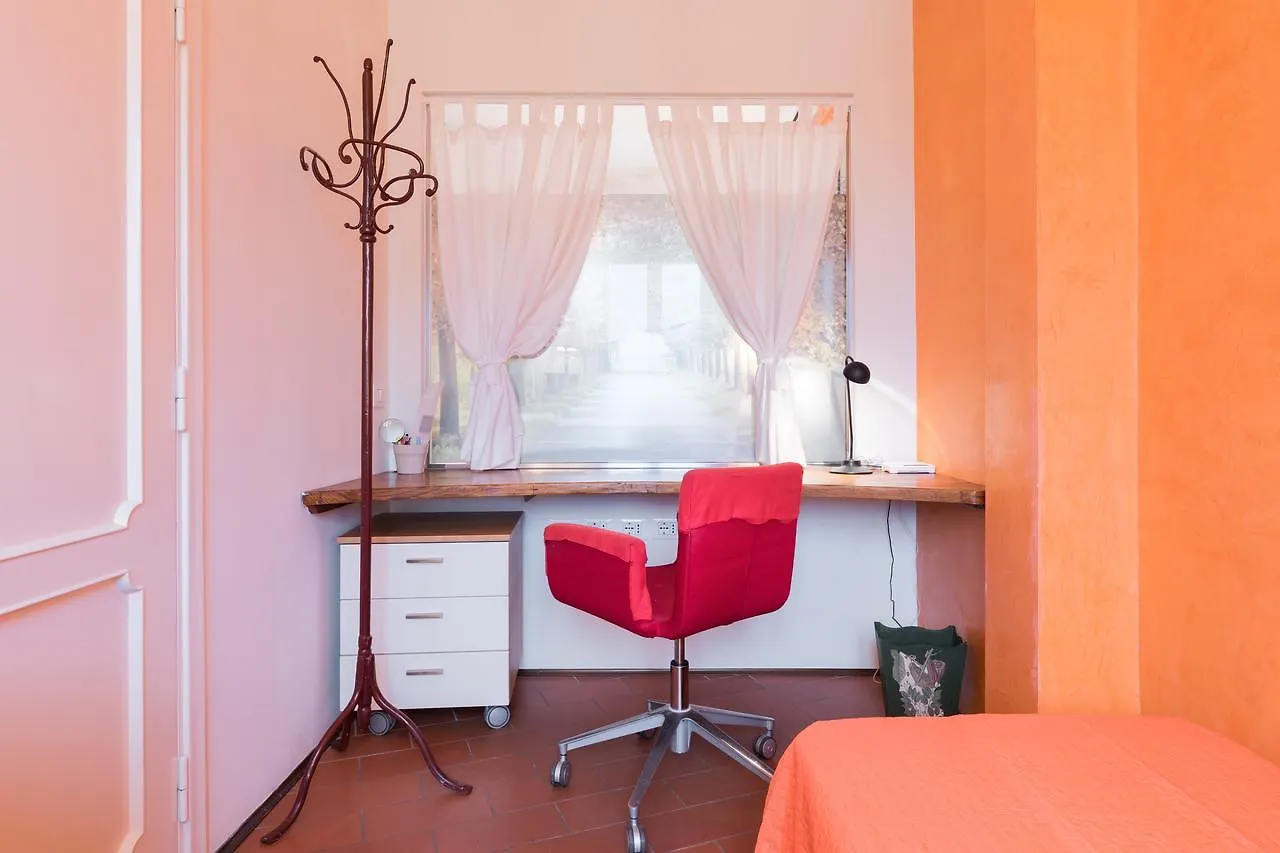 Roommo Savonarola Florence Italy